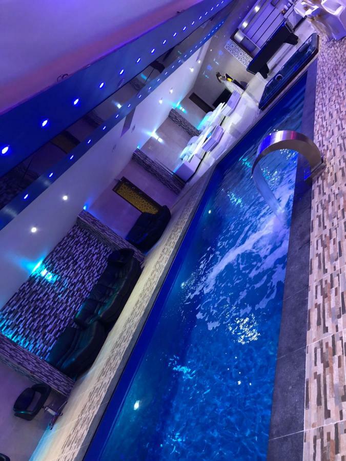 Chigwell Poolhouse Londres